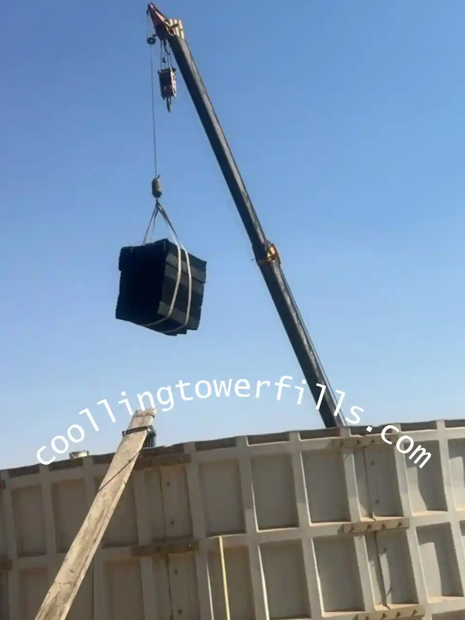 انتقال پکینگ های جایگزین به بالای برج